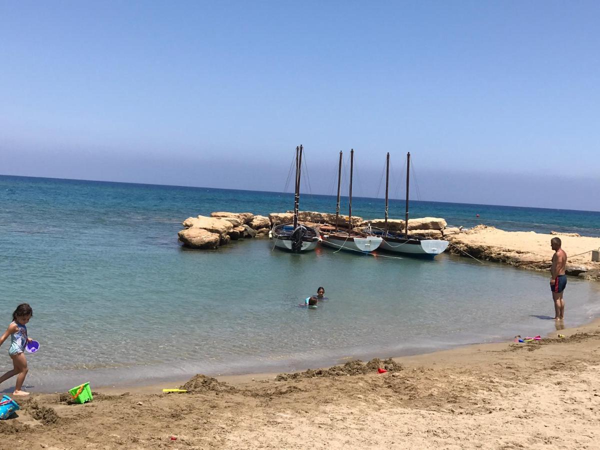 Seaside Luxury Villa Paralimni Exterior photo