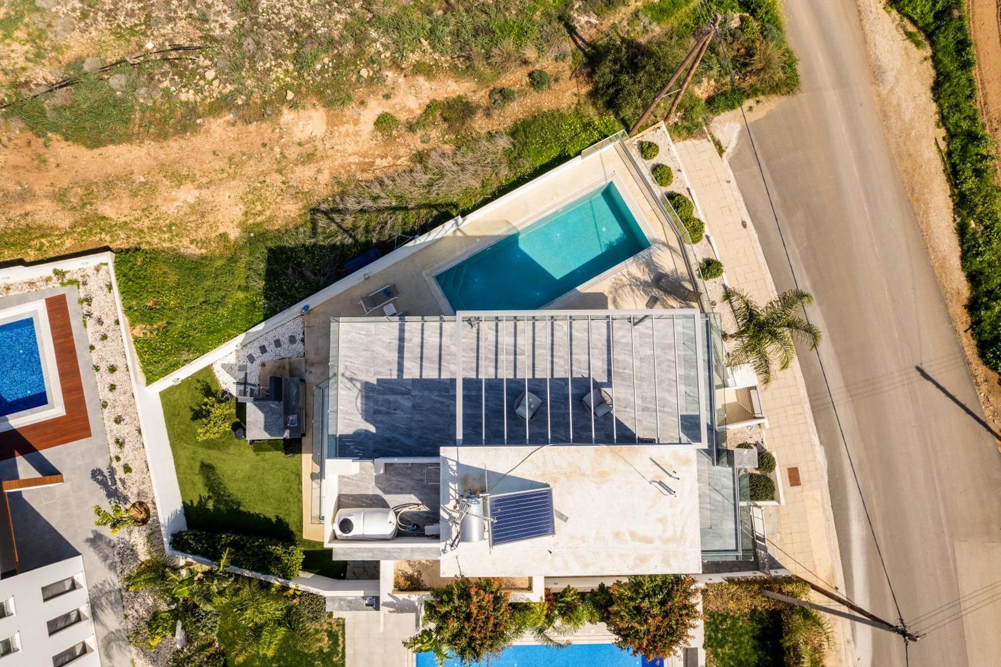 Seaside Luxury Villa Paralimni Exterior photo
