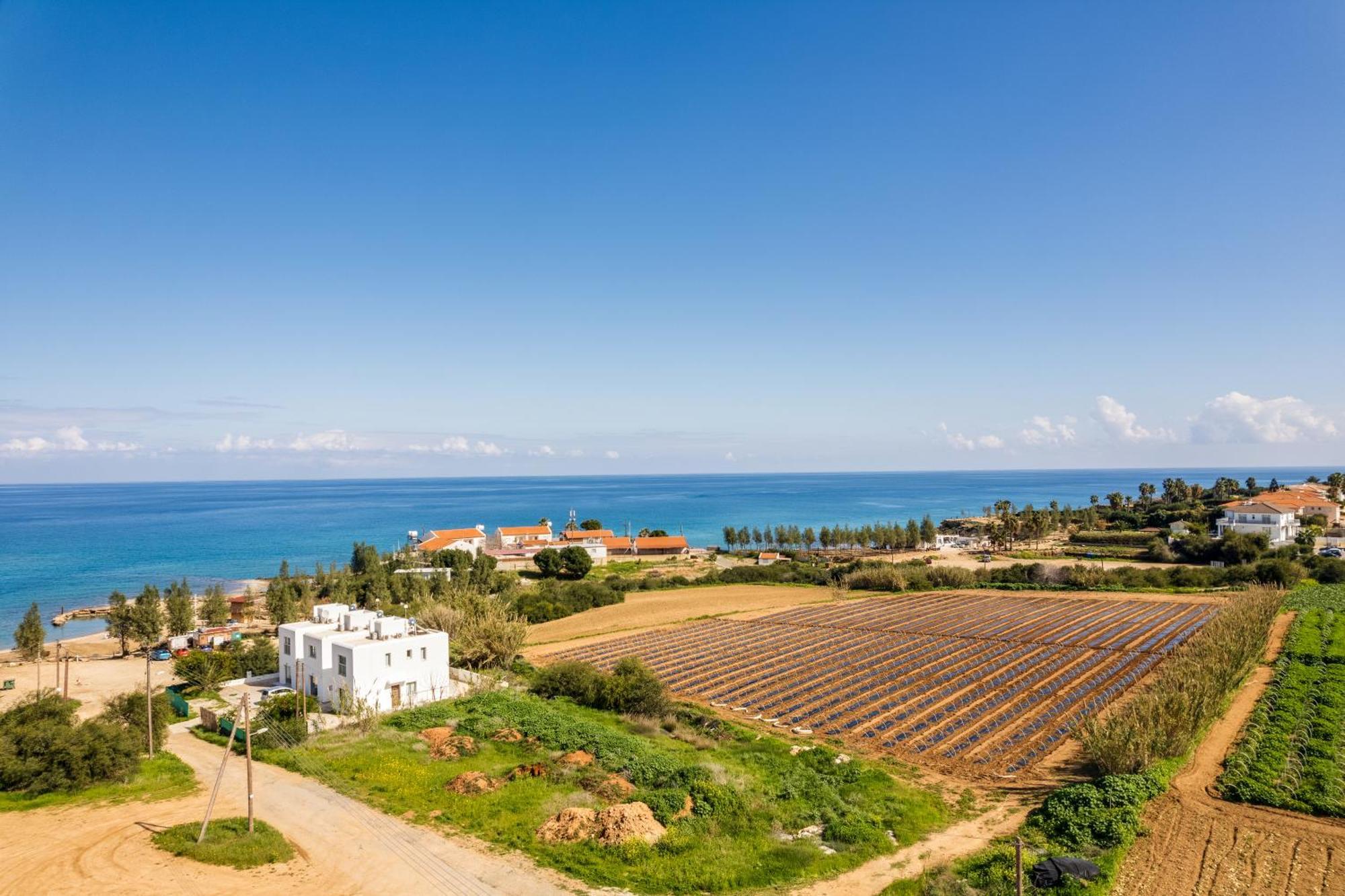 Seaside Luxury Villa Paralimni Exterior photo