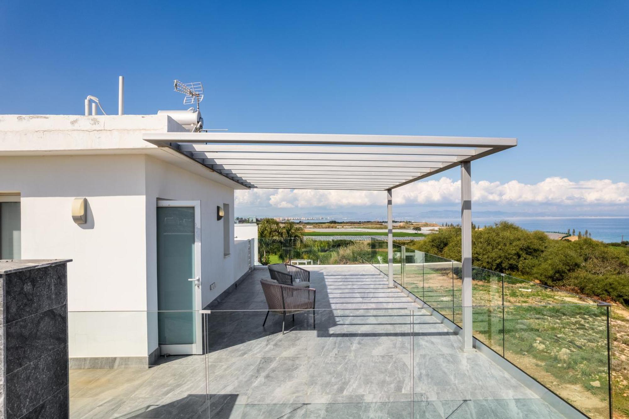 Seaside Luxury Villa Paralimni Exterior photo