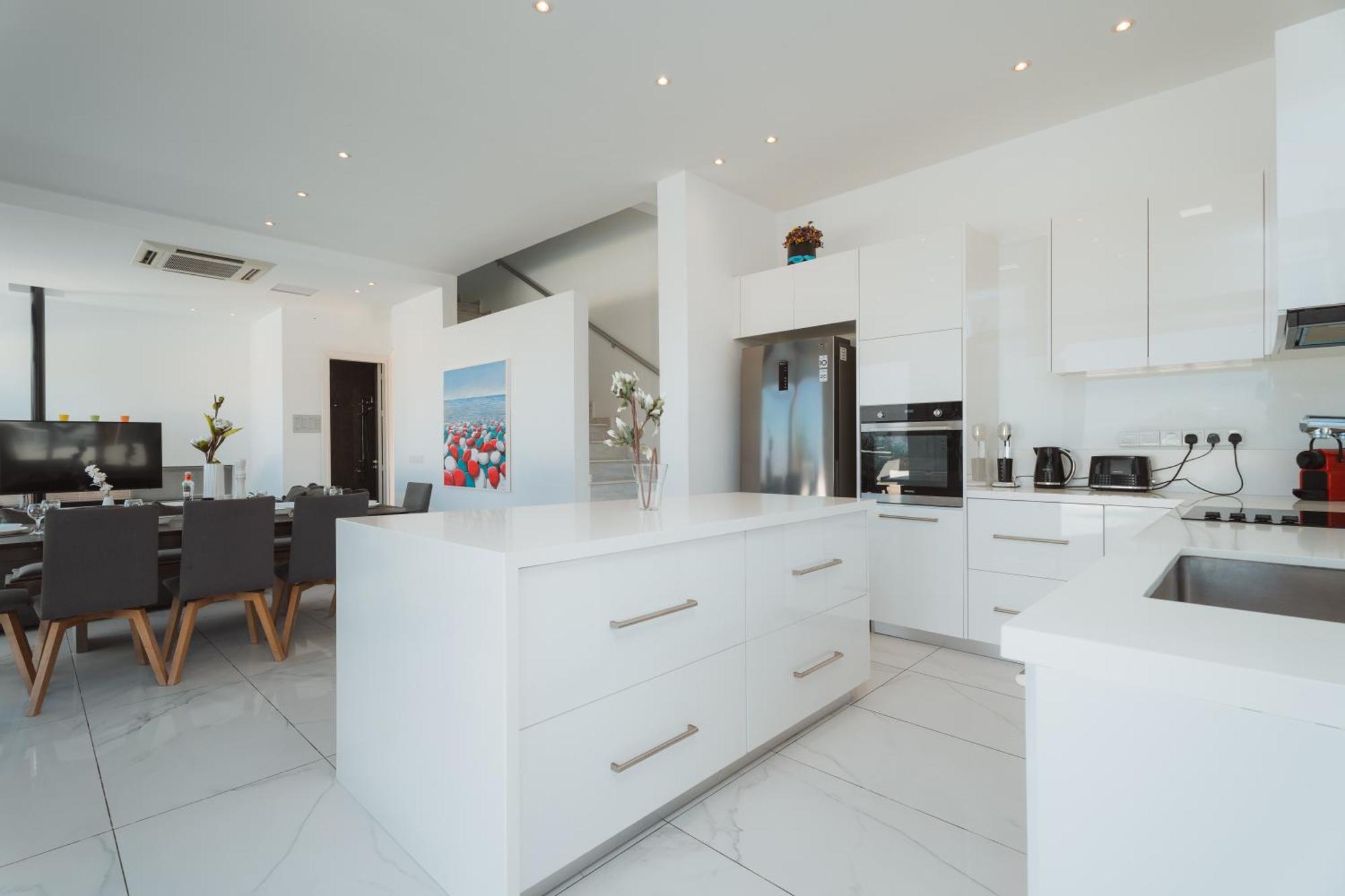 Seaside Luxury Villa Paralimni Exterior photo